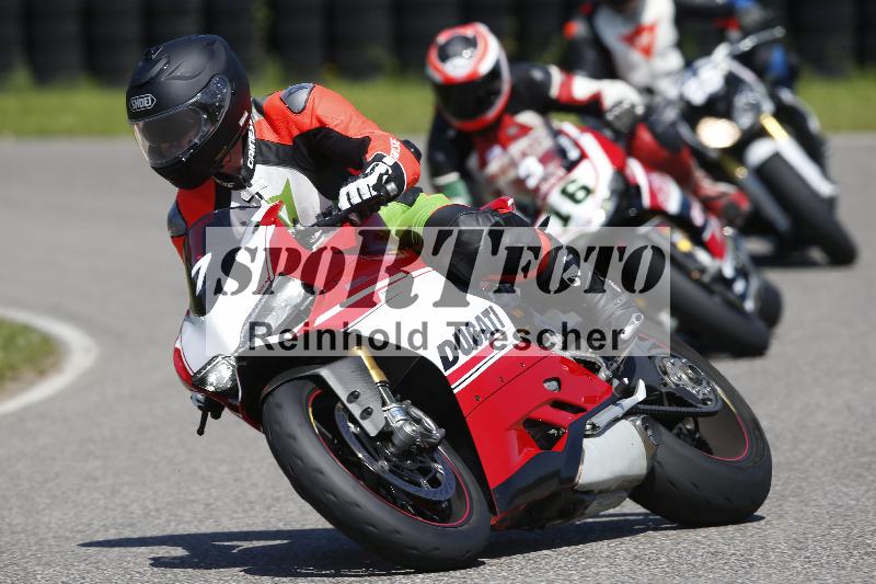 /Archiv-2024/29 12.06.2024 MOTO.CH Track Day ADR/Gruppe rot/7